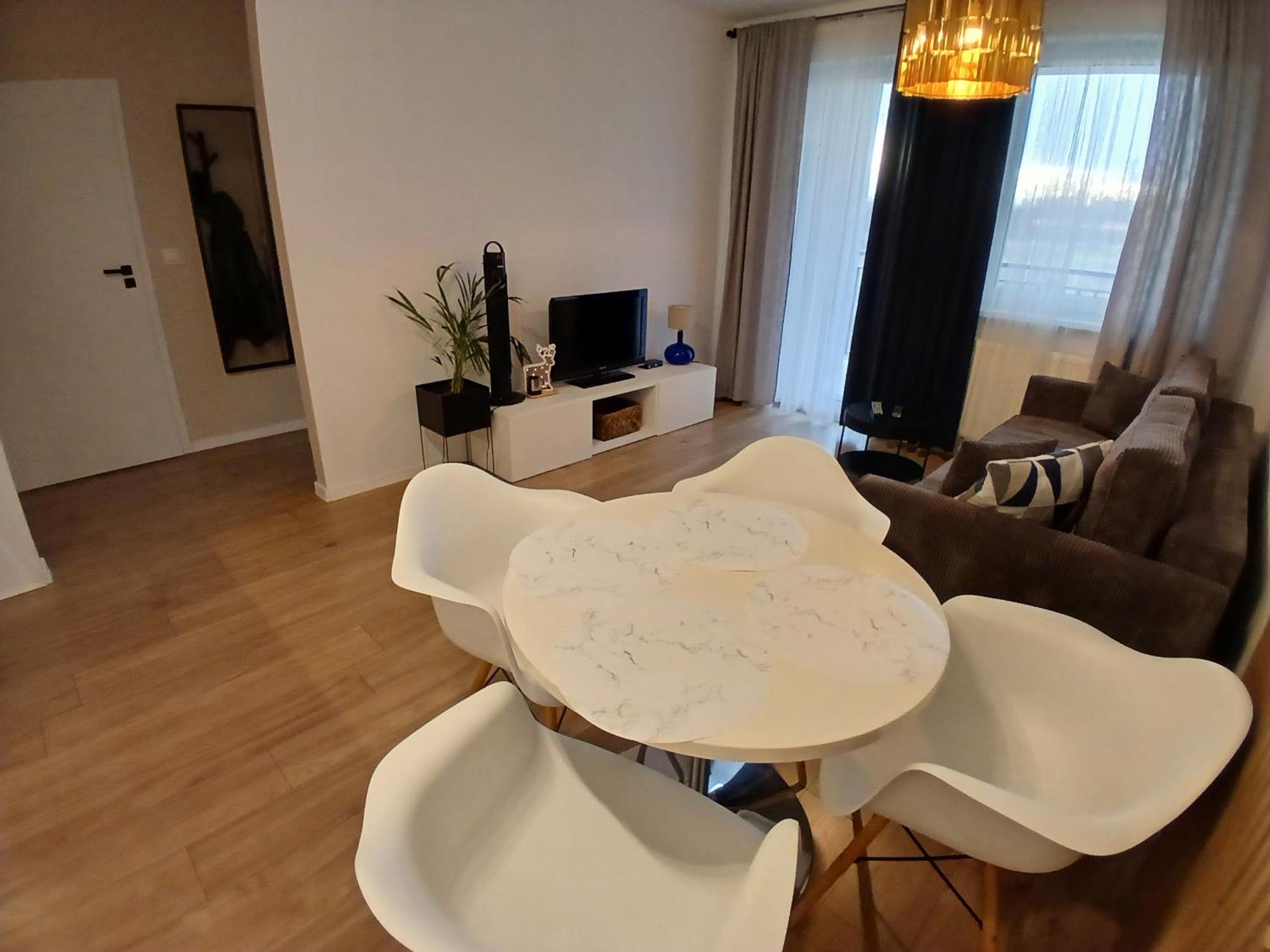 Debowa Kutno Apartment Luaran gambar